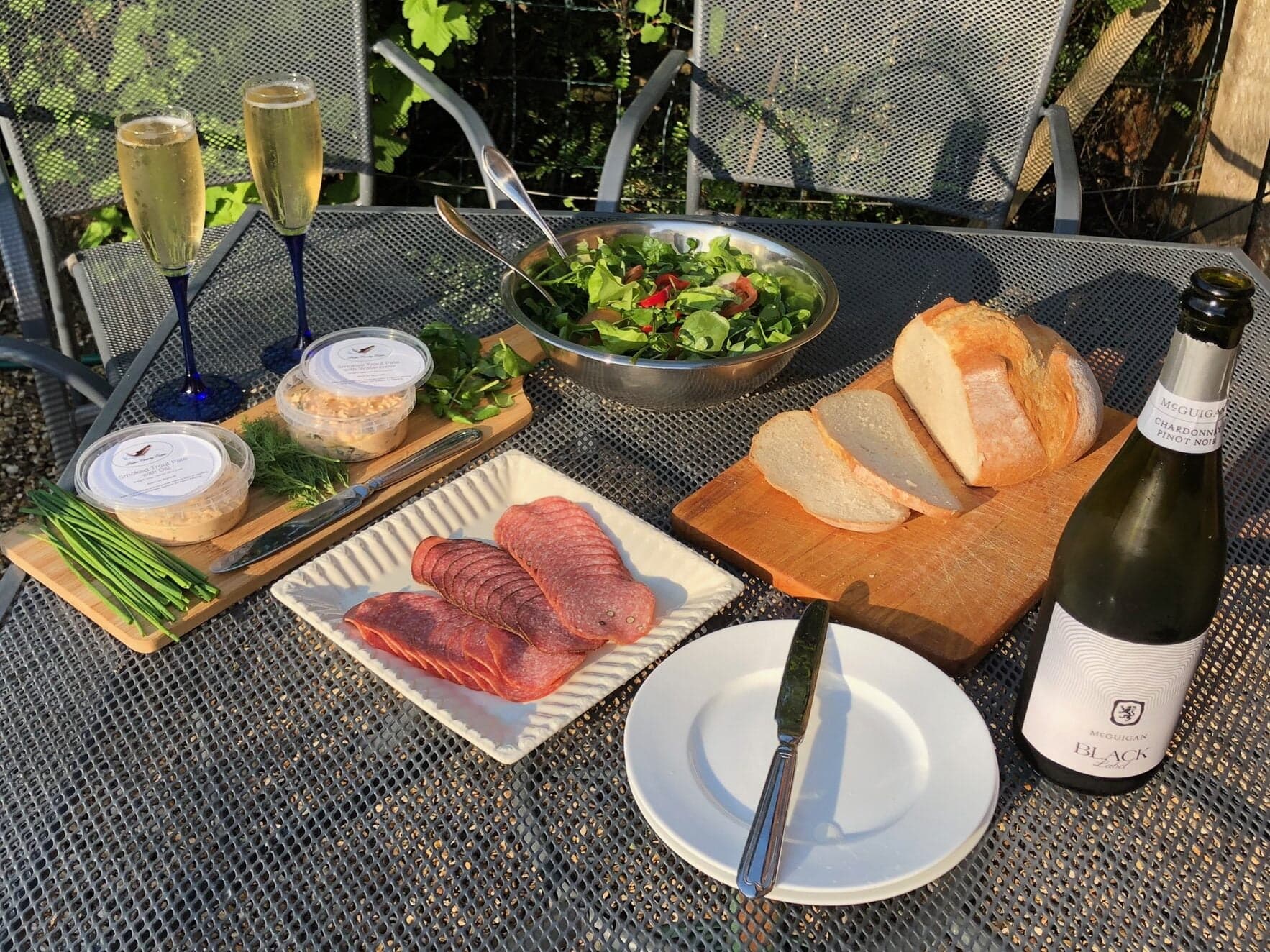 sparkinling wine and smoked trout 3